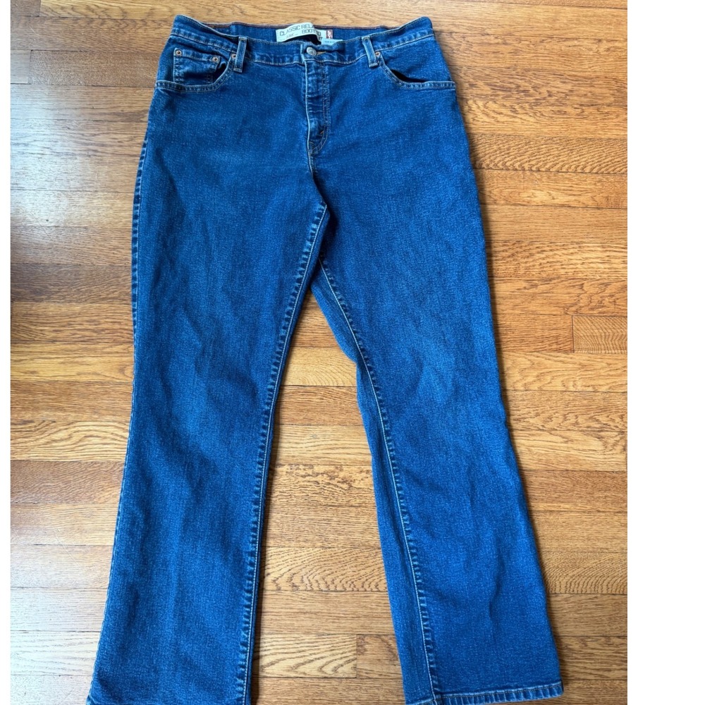 Levis 550 Classic Relaxed Boot Cut Jeans Medium Wash Blue Denim 14M Womens